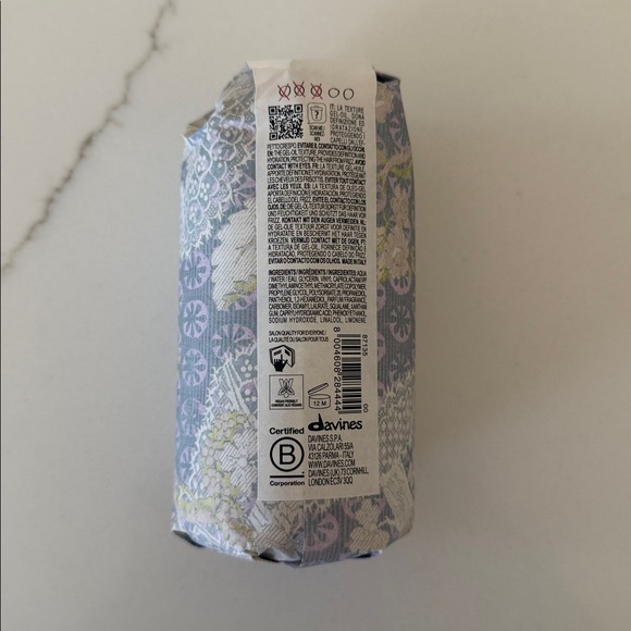 Davines curl gel oil NEW! - Picture 2 of 2